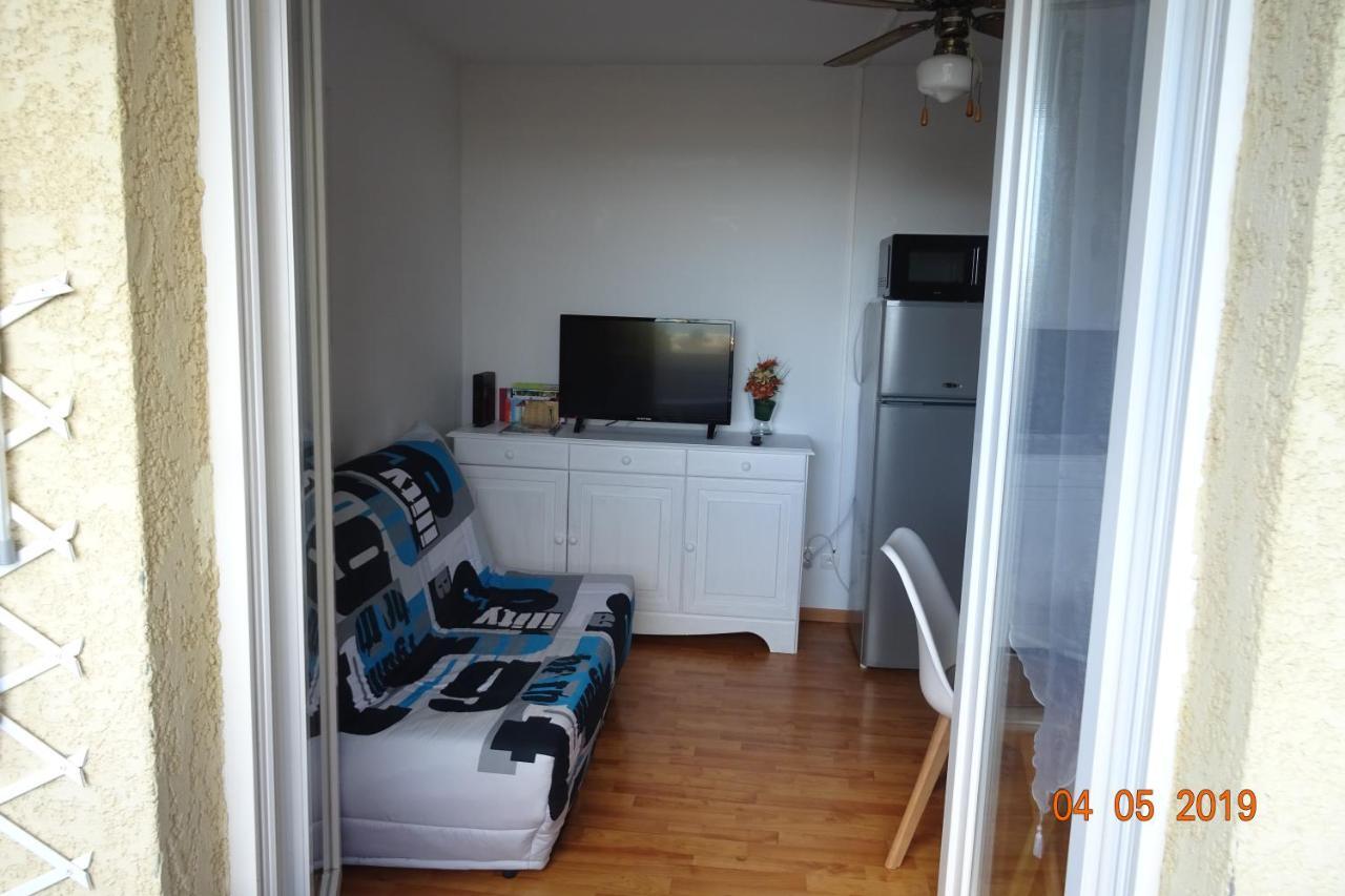 St Pierre La Mer, Vue Sur Mer, Quartier Calme, T2 Apartment